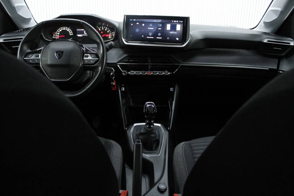 peugeot-208-2024-gasolina-1199cc