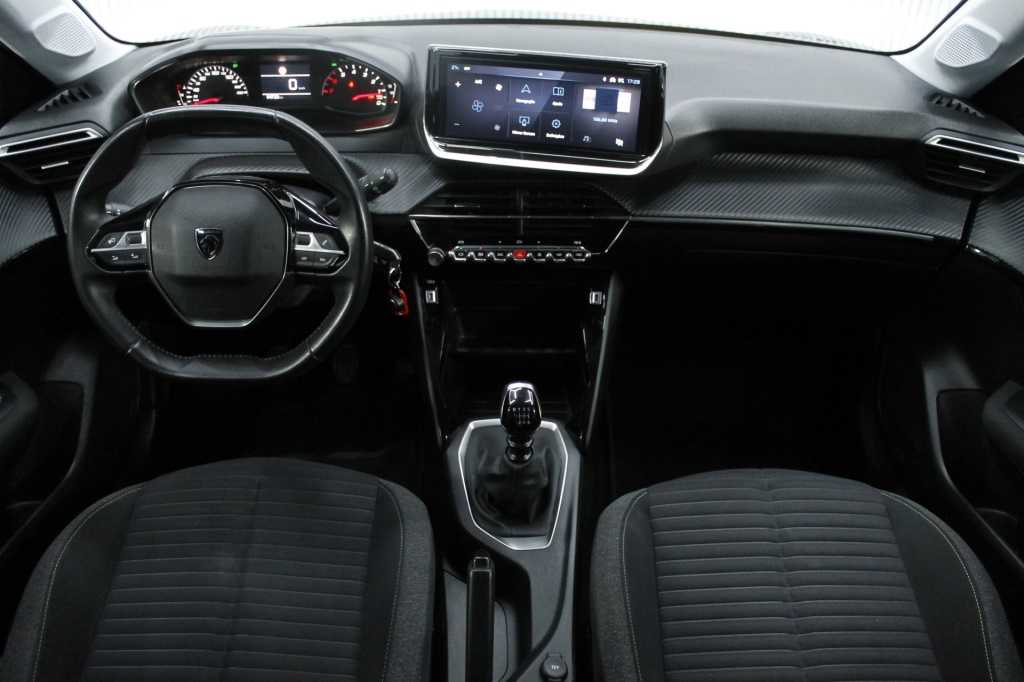 peugeot-208-2024-gasolina-1199cc