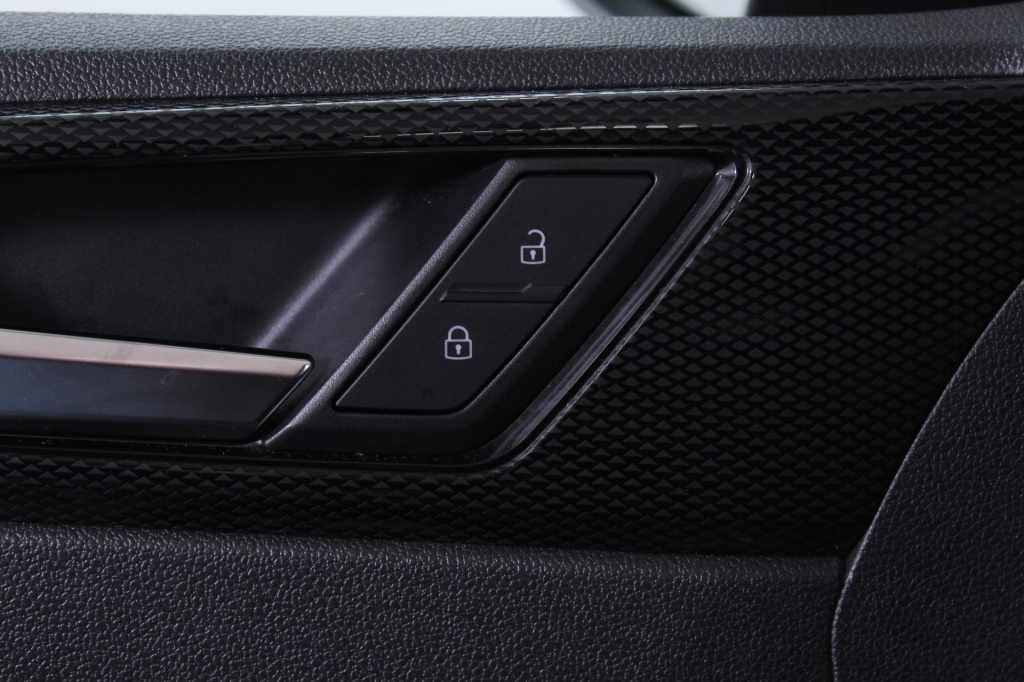 volkswagen-taigo-2024-gasolina-999cc