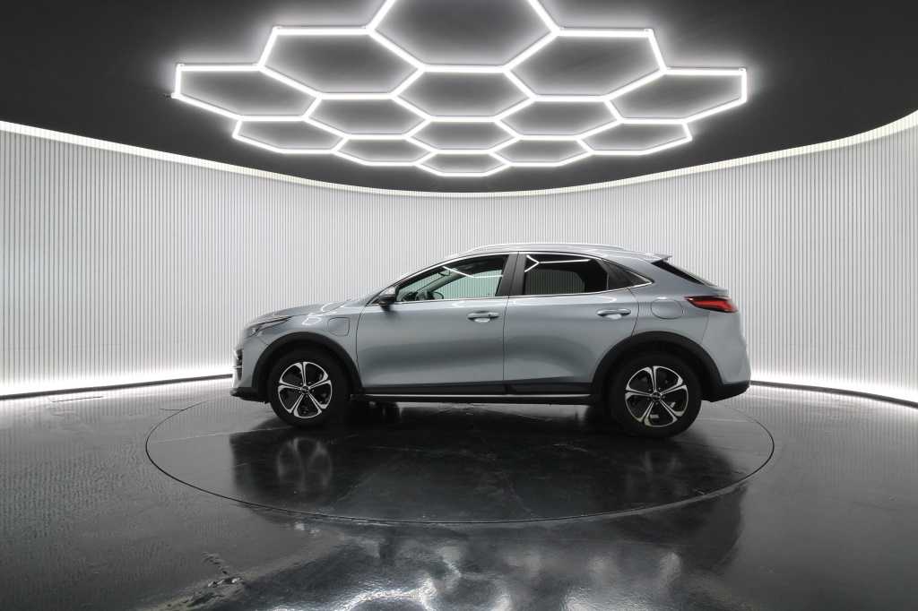 kia-xceed-2022-hibrido-1580cc