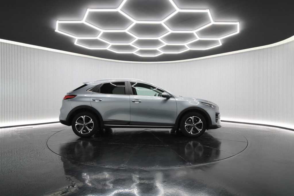 kia-xceed-2022-hibrido-1580cc