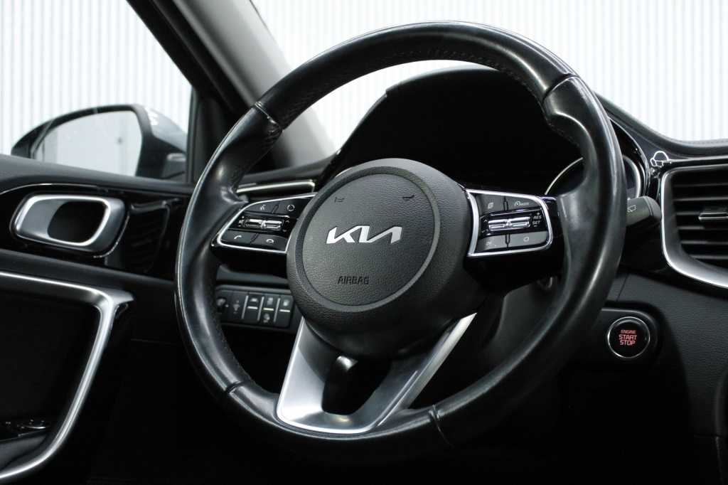 kia-xceed-2022-hibrido-1580cc