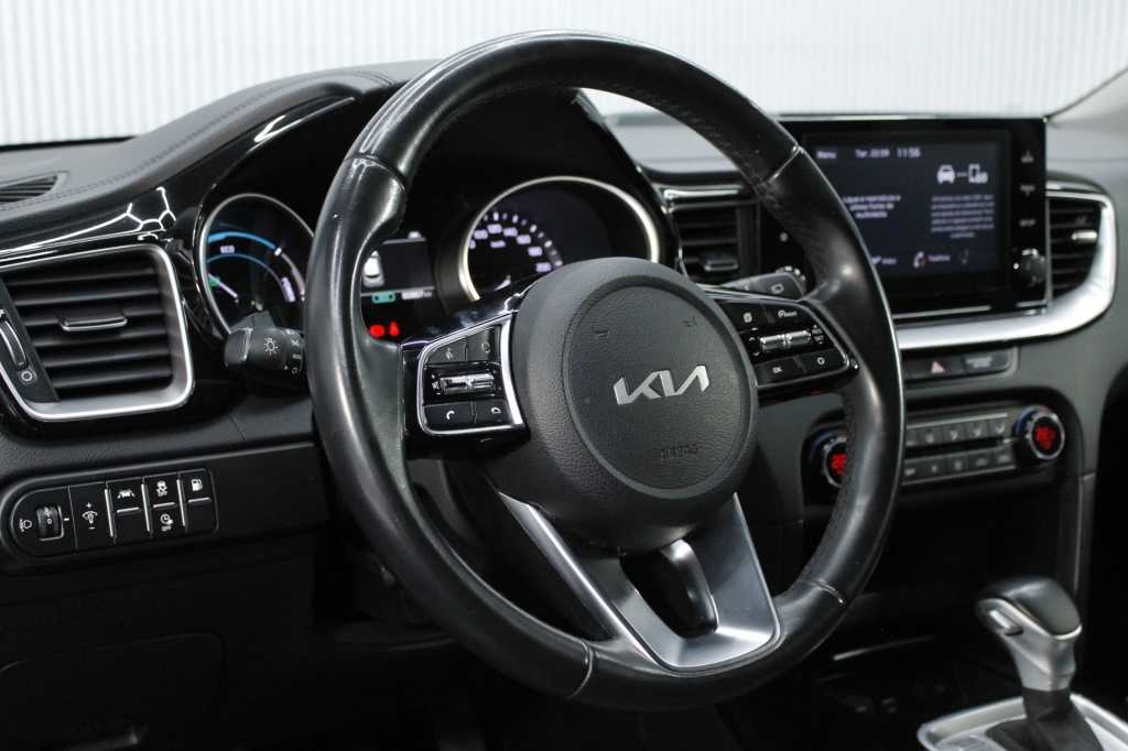 kia-xceed-2022-hibrido-1580cc