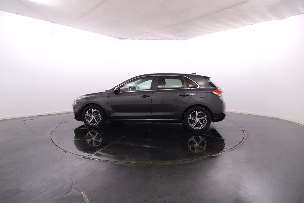 hyundai-i30-2023-gasolina-998cc
