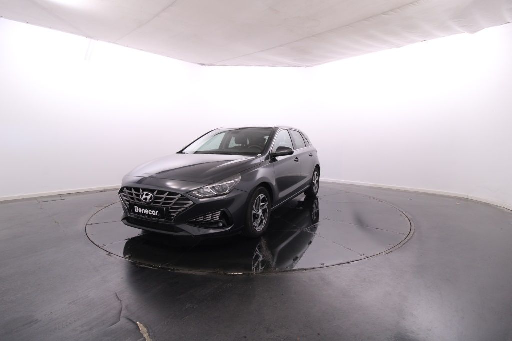 hyundai-i30-2023-gasolina-998cc