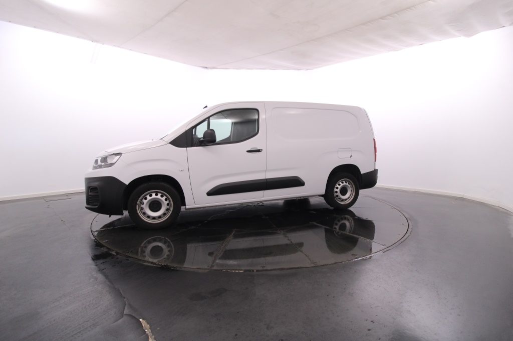 citroen-berlingo-2024-diesel-1499cc