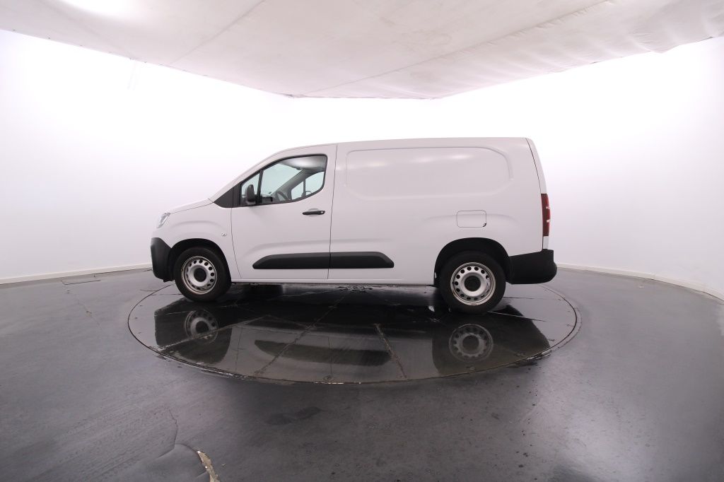 citroen-berlingo-2024-diesel-1499cc