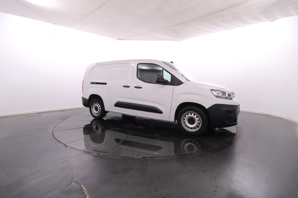 citroen-berlingo-2024-diesel-1499cc
