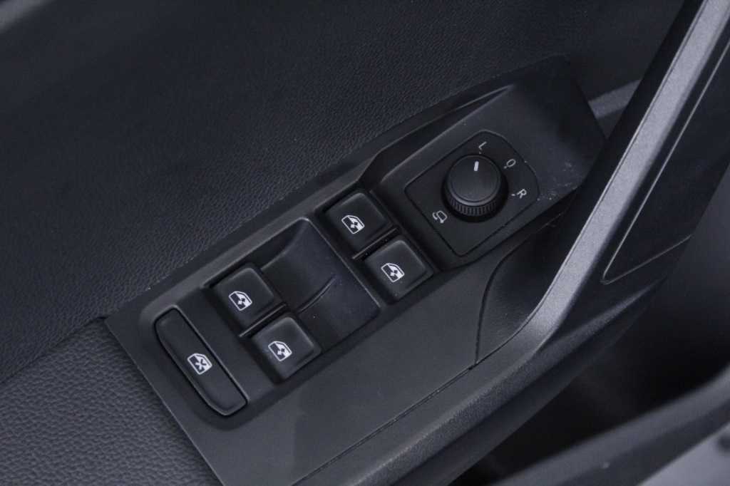 seat-ibiza-2025-gasolina-999cc