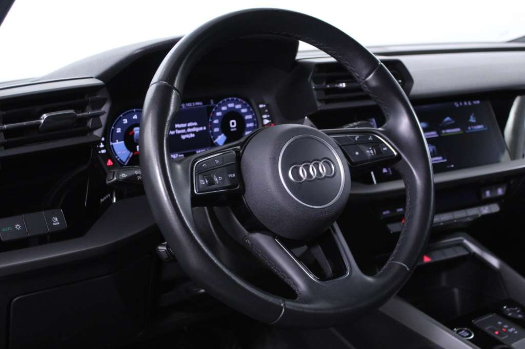 audi-a3-sportback-2024-hibrido-999cc
