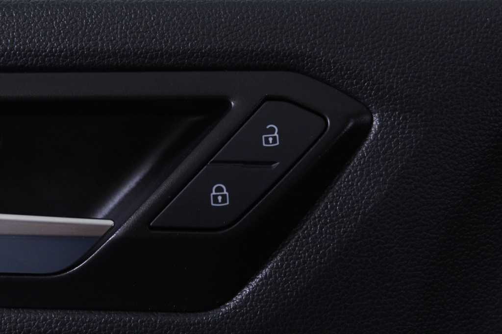 volkswagen-t-roc-2024-gasolina-999cc