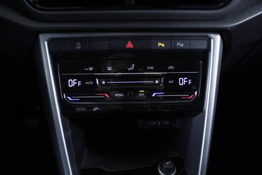 volkswagen-t-roc-2024-gasolina-999cc