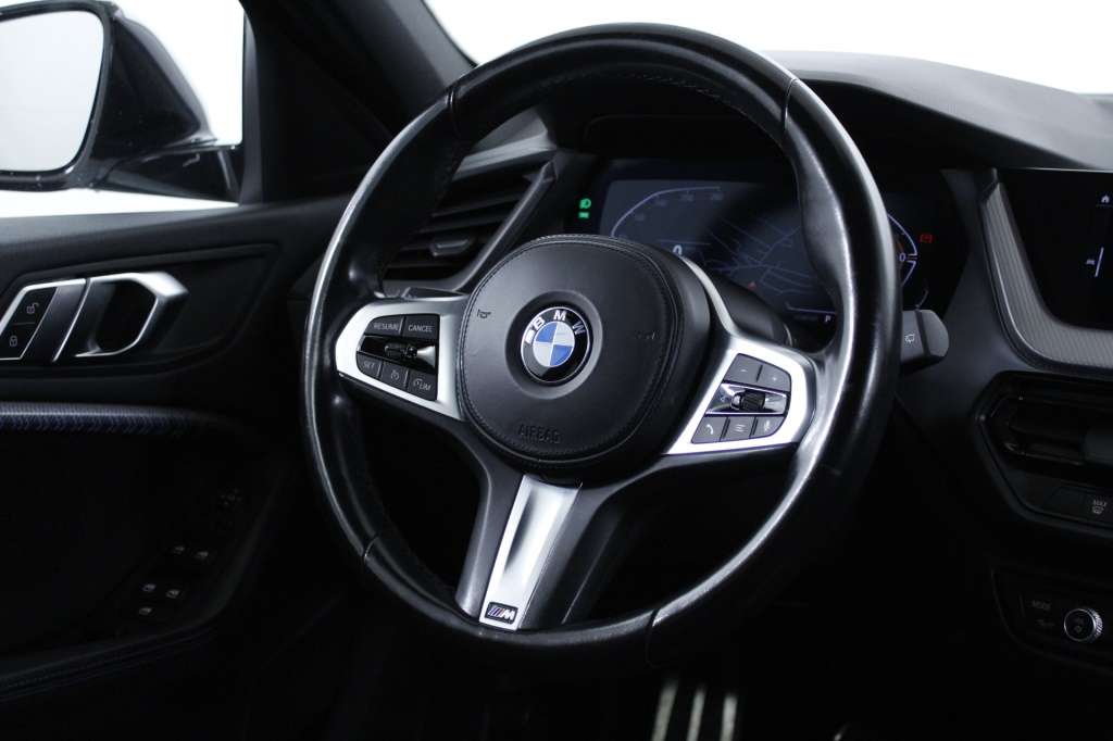 bmw-serie-1-2023-diesel-1496cc