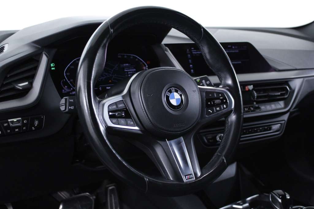 bmw-serie-1-2023-diesel-1496cc