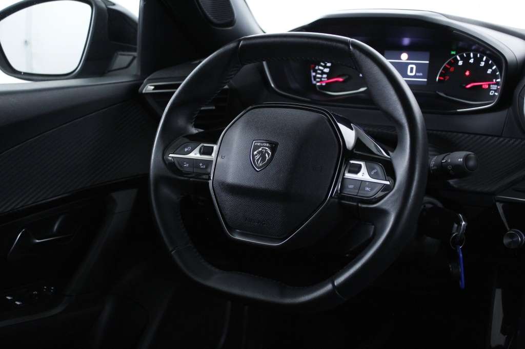 peugeot-2008-2024-gasolina-1199cc