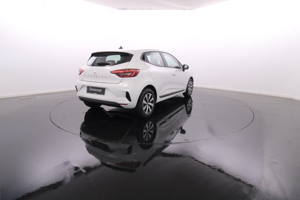 mitsubishi-colt-2024-gasolina-999cc