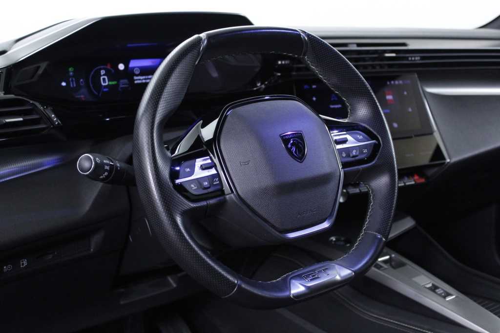 peugeot-308-2024-hibrido-1598cc