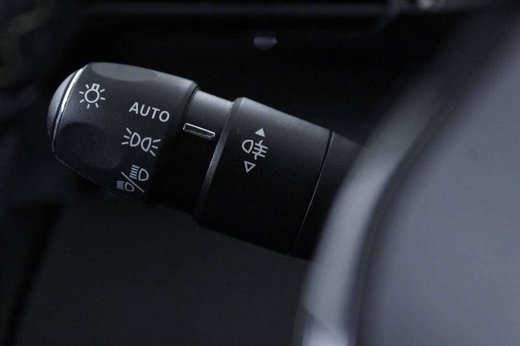 peugeot-308-2024-hibrido-1598cc