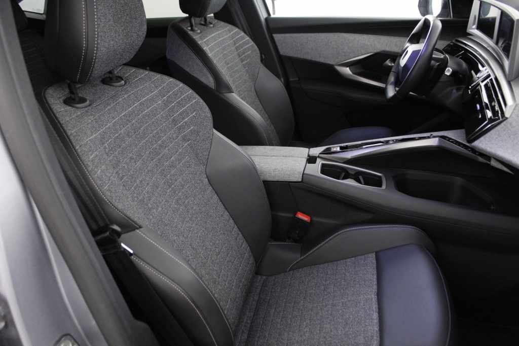 peugeot-3008-2025-hibrido-1199cc
