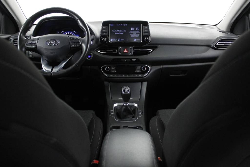 hyundai-i30-2024-gasolina-998cc