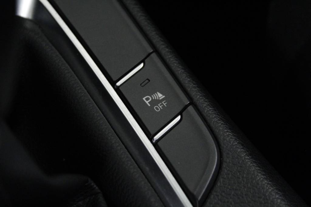 hyundai-i30-2024-gasolina-998cc