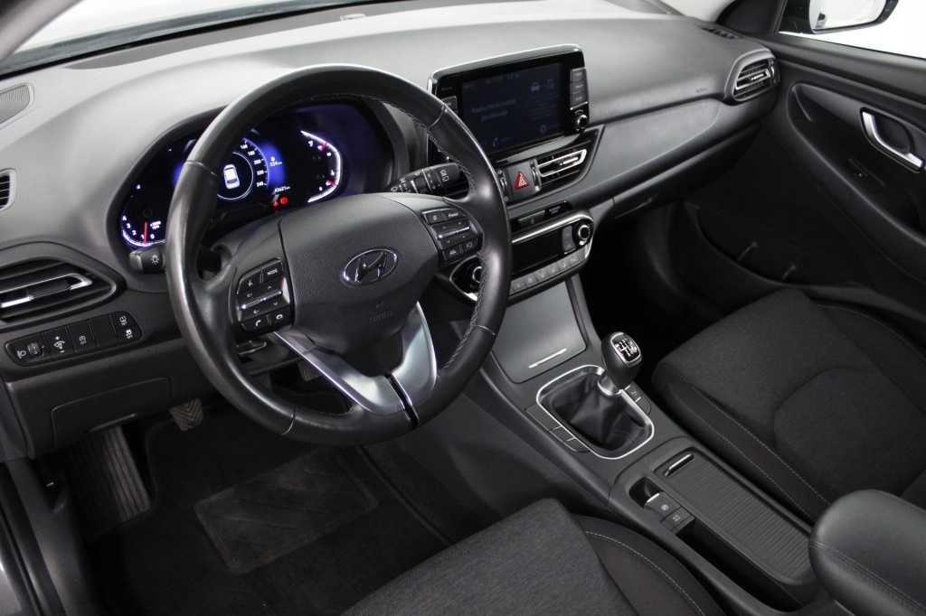 hyundai-i30-2024-gasolina-998cc