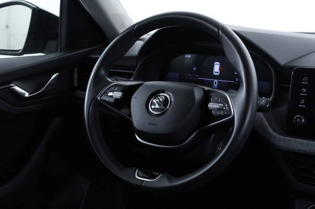 skoda-kamiq-2024-gasolina-999cc