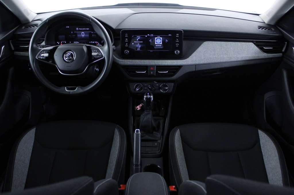 skoda-kamiq-2024-gasolina-999cc