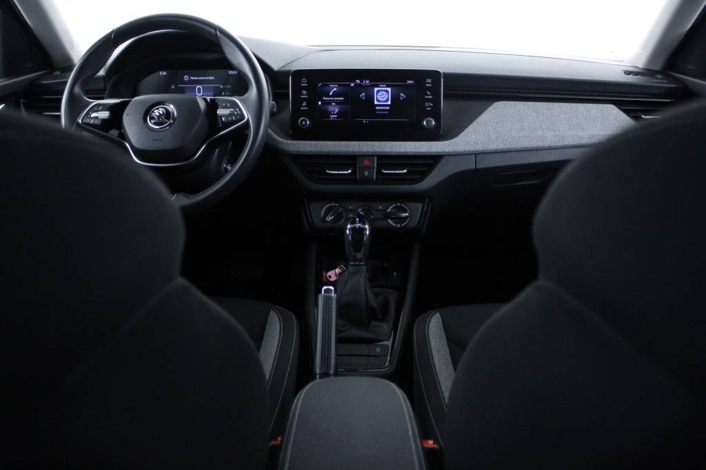 skoda-kamiq-2024-gasolina-999cc