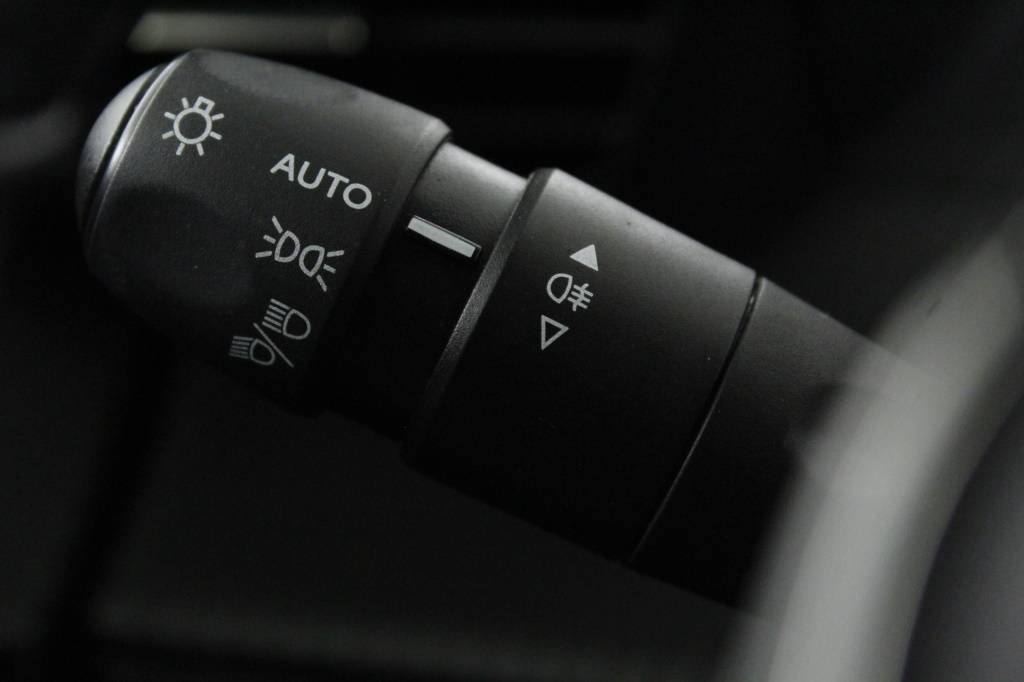 peugeot-2008-2024-gasolina-1199cc