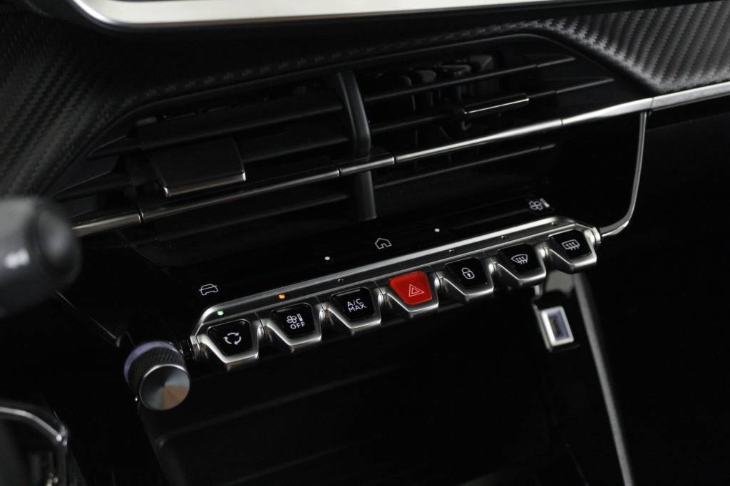 peugeot-2008-2024-gasolina-1199cc