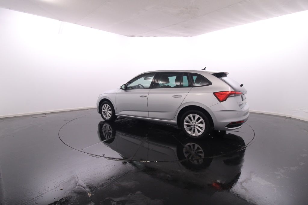skoda-scala-2024-gasolina-999cc