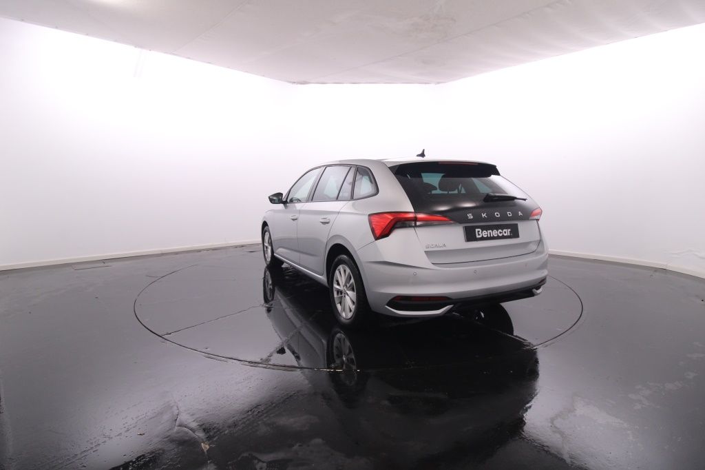 skoda-scala-2024-gasolina-999cc