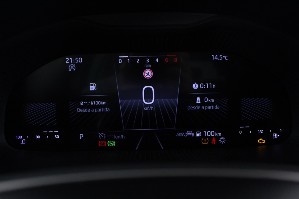 skoda-scala-2024-gasolina-999cc