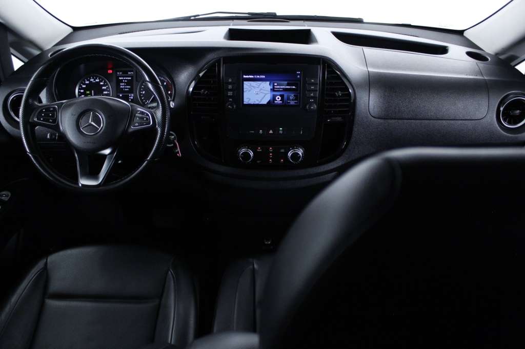 mercedes-benz-vito-2022-diesel-1950cc