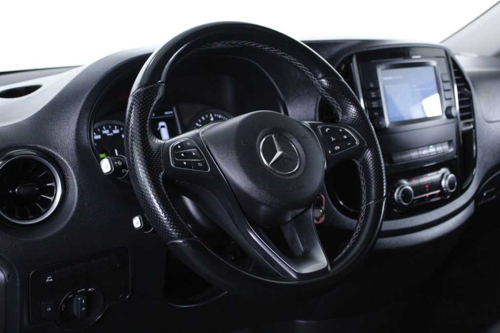 mercedes-benz-vito-2022-diesel-1950cc