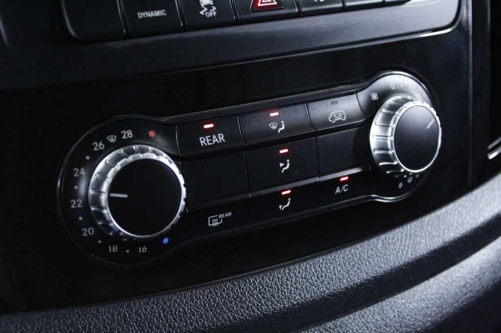 mercedes-benz-vito-2022-diesel-1950cc