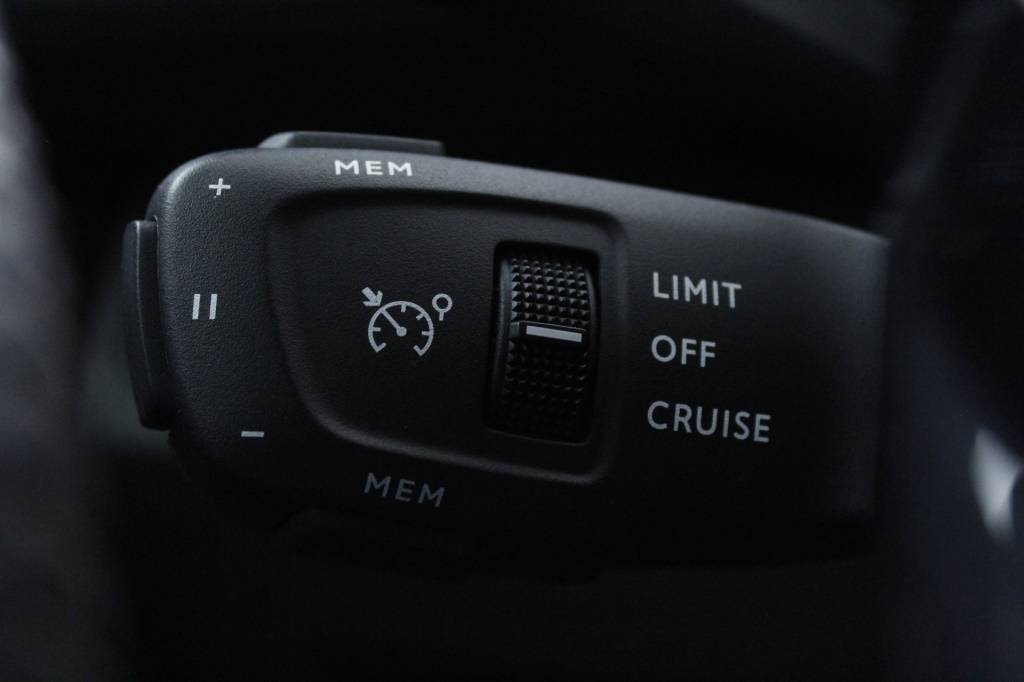 peugeot-3008-2024-gasolina-1199cc