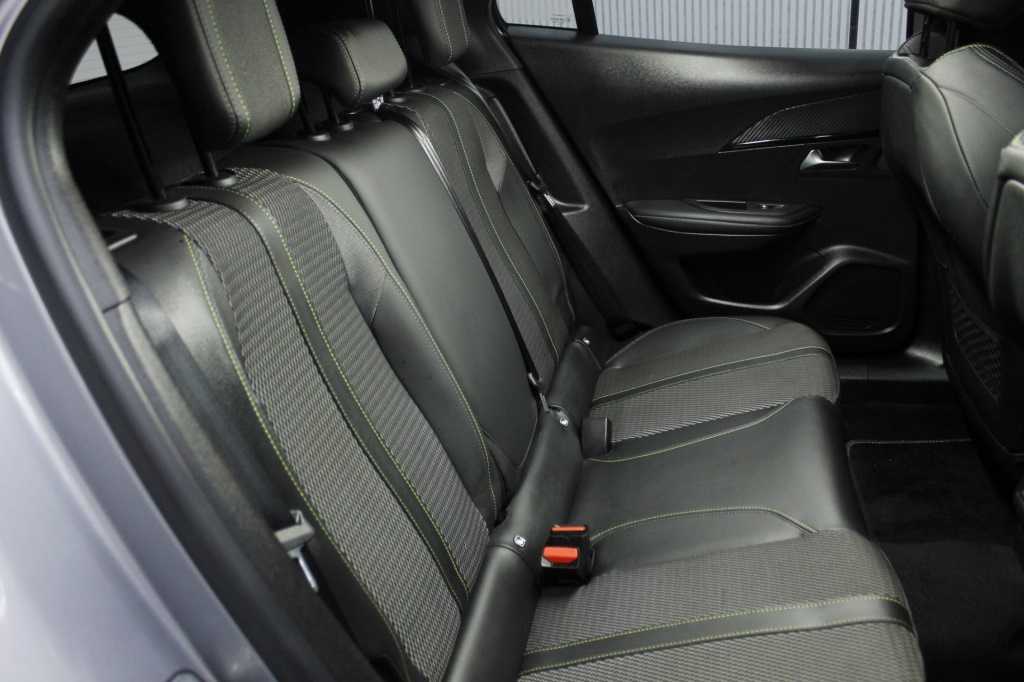 peugeot-2008-2025-eletrico-1cc