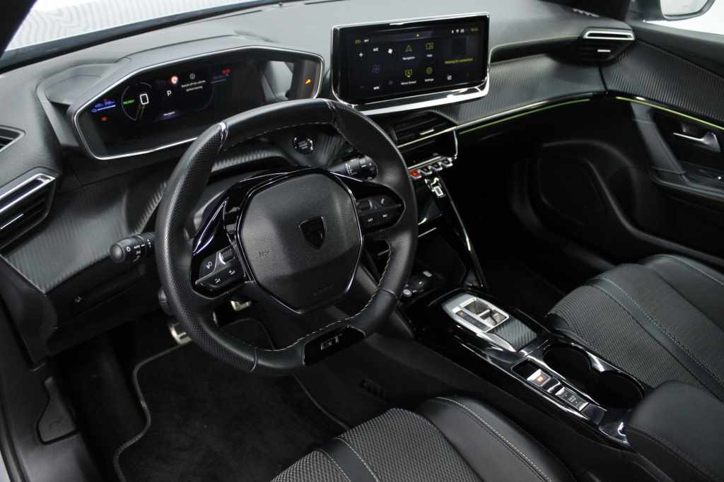 peugeot-2008-2025-eletrico-1cc