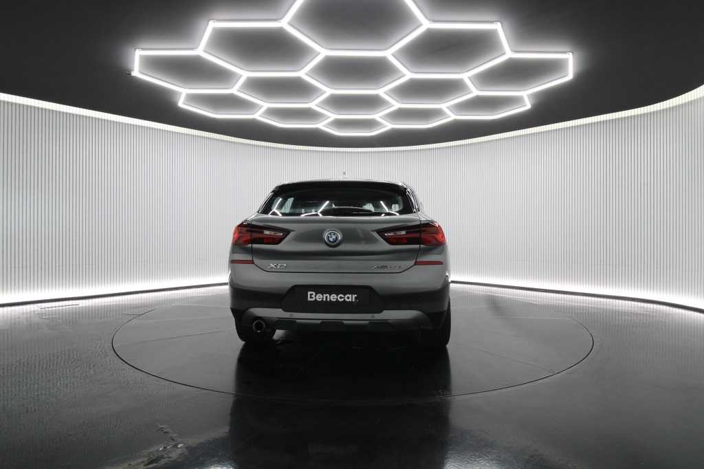 bmw-x2-2023-hibrido-1499cc