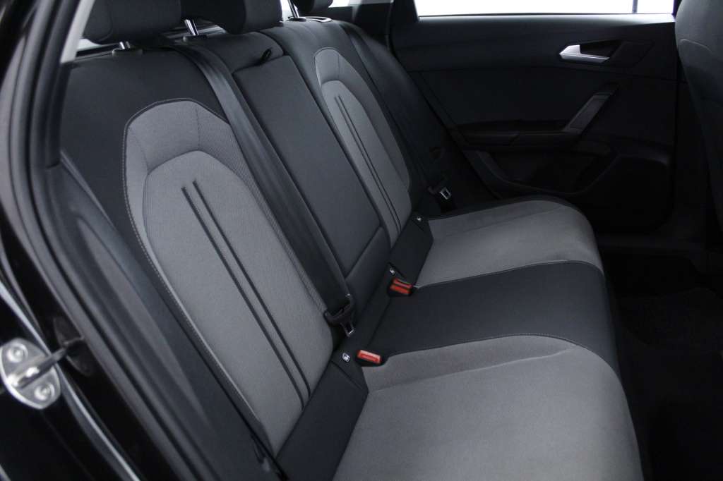 seat-leon-st-2024-gasolina-999cc