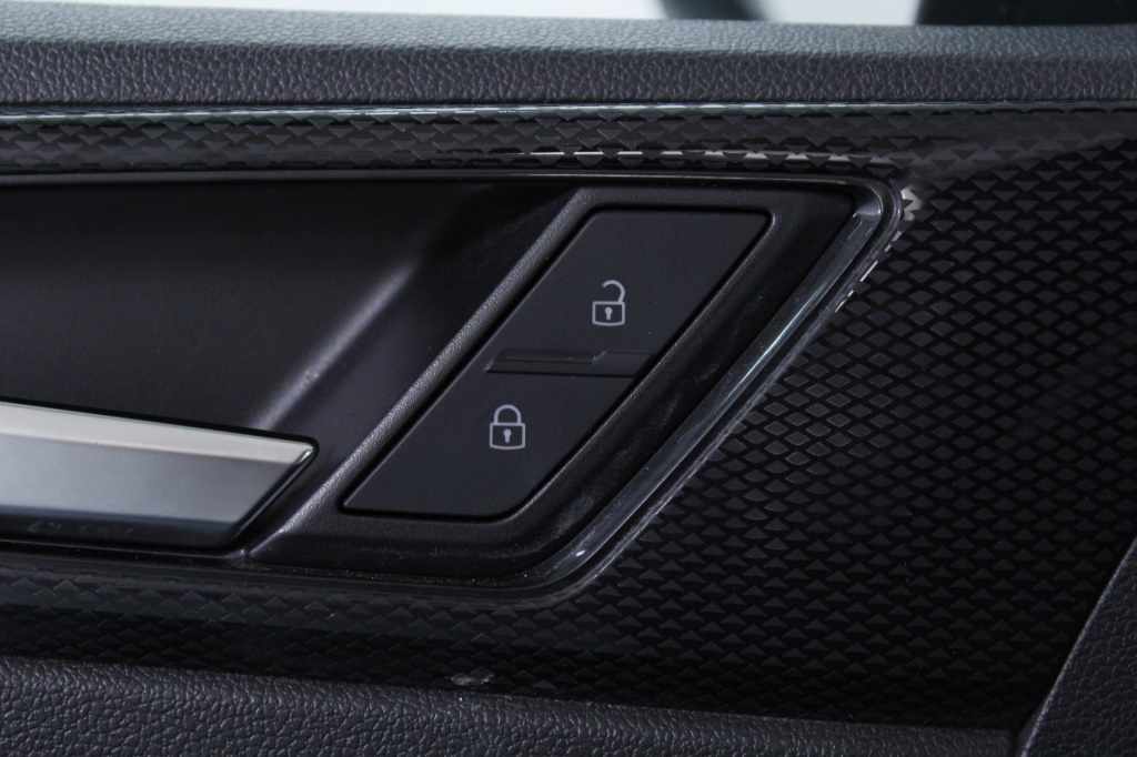 volkswagen-taigo-2024-gasolina-999cc