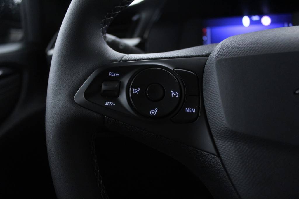 opel-corsa-2024-gasolina-1199cc