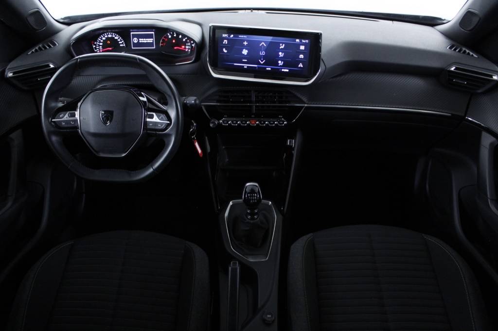 peugeot-2008-2024-gasolina-1199cc