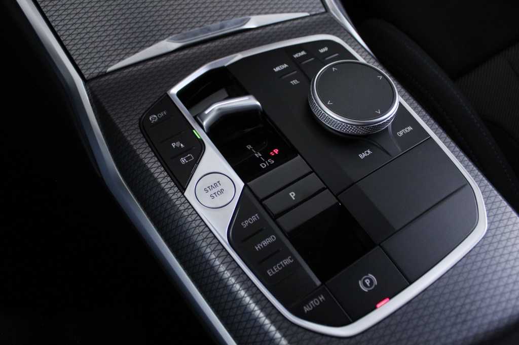 bmw-serie-3-2025-hibrido-1998cc