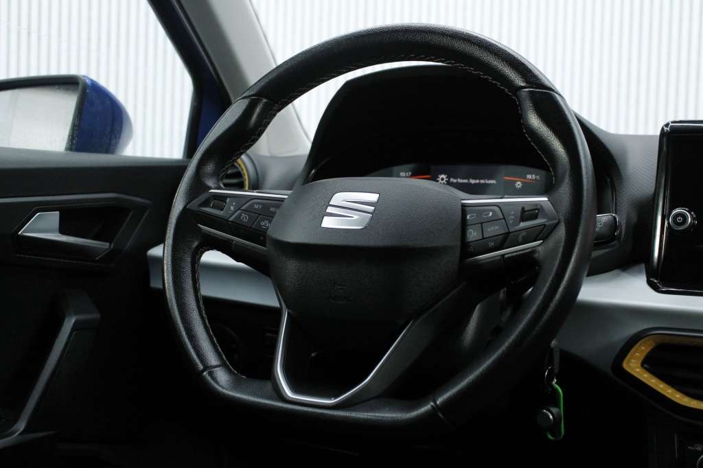 seat-arona-2025-gasolina-999cc