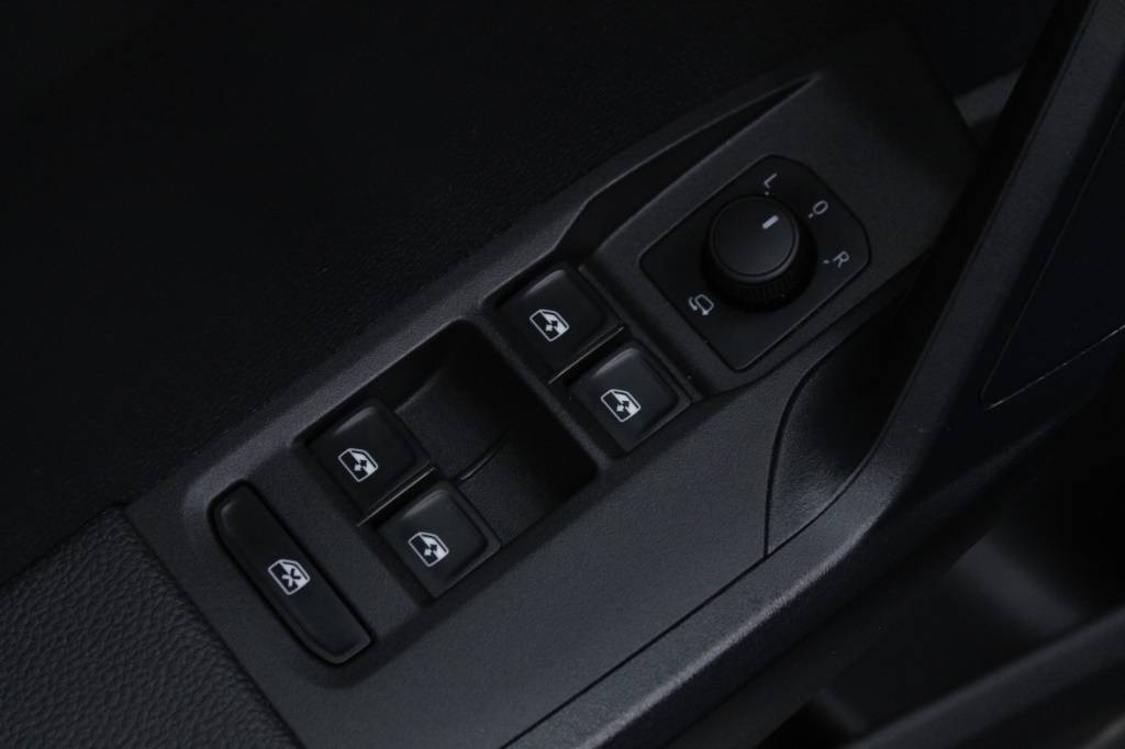 seat-arona-2025-gasolina-999cc