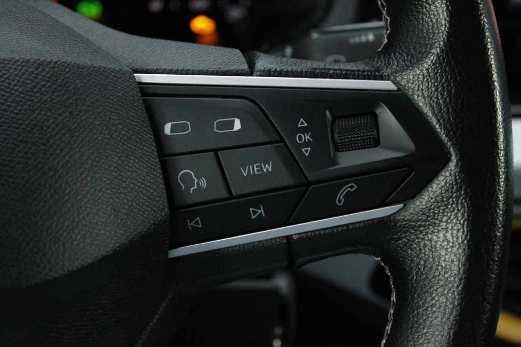seat-arona-2025-gasolina-999cc