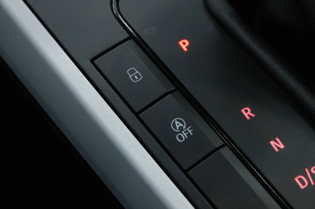 seat-arona-2025-gasolina-999cc